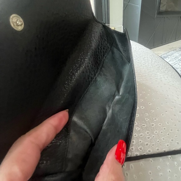 Gucci Black and Gold Leather Horse-bit Wallet - Picture 10 of 13